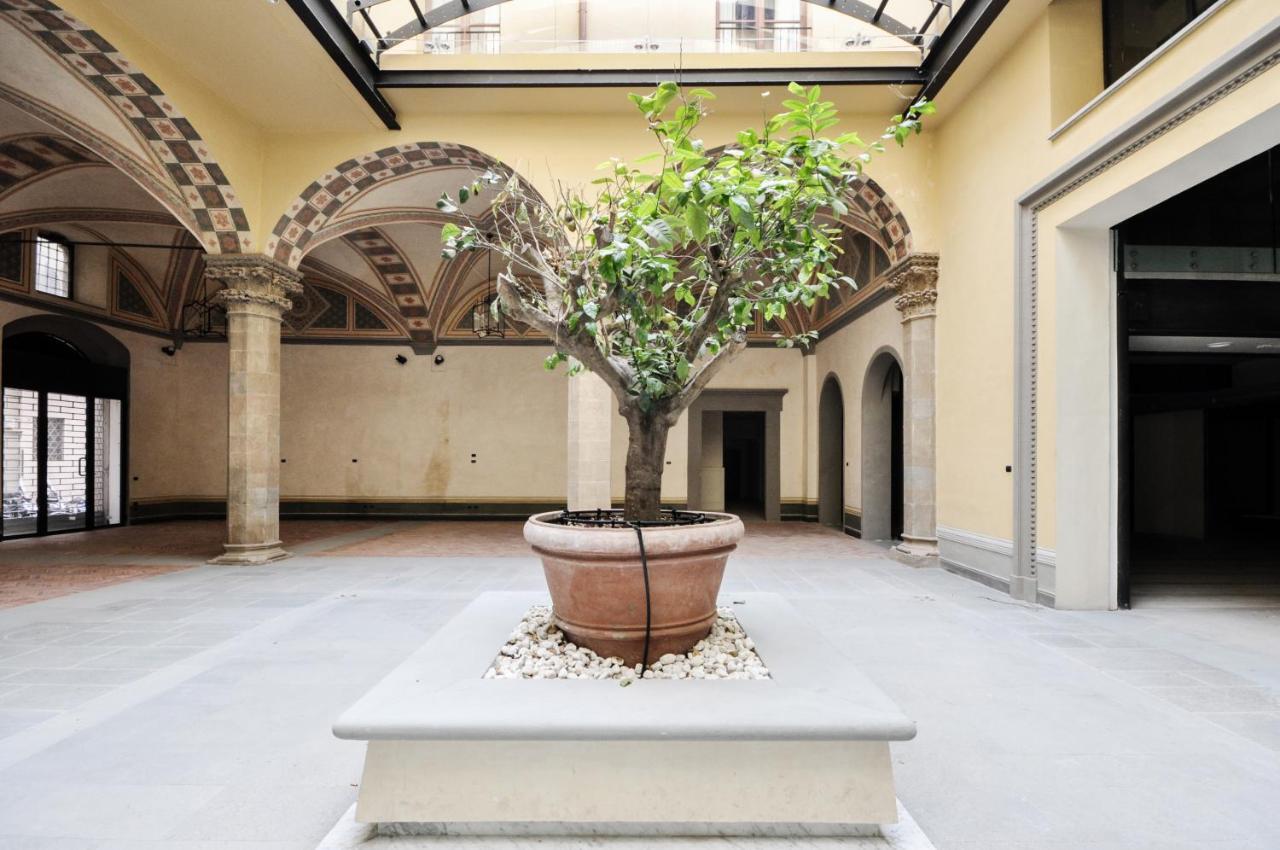 Tornaquinci Palace Флоренция Экстерьер фото