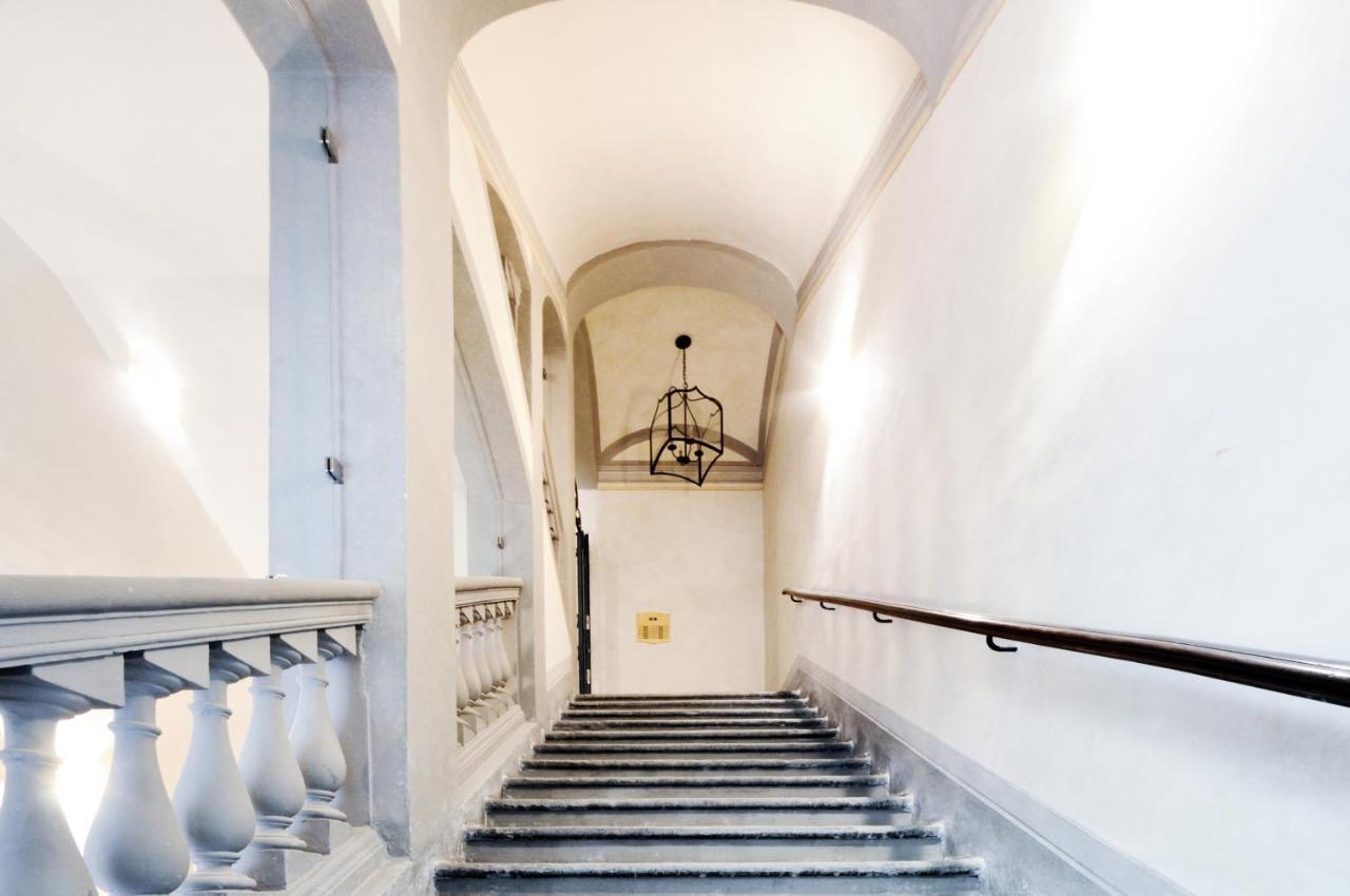 Tornaquinci Palace Флоренция Экстерьер фото